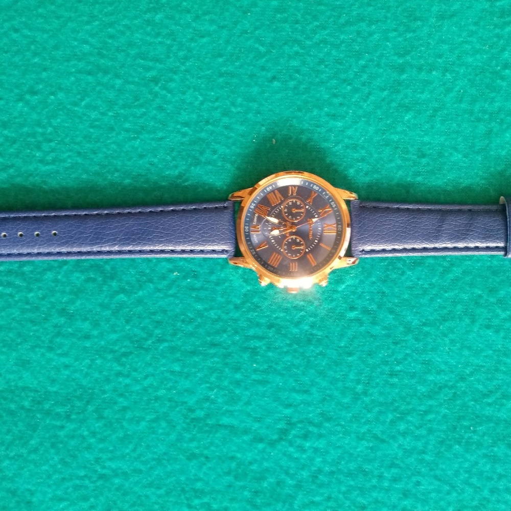 Watches - Picture 6 of 8